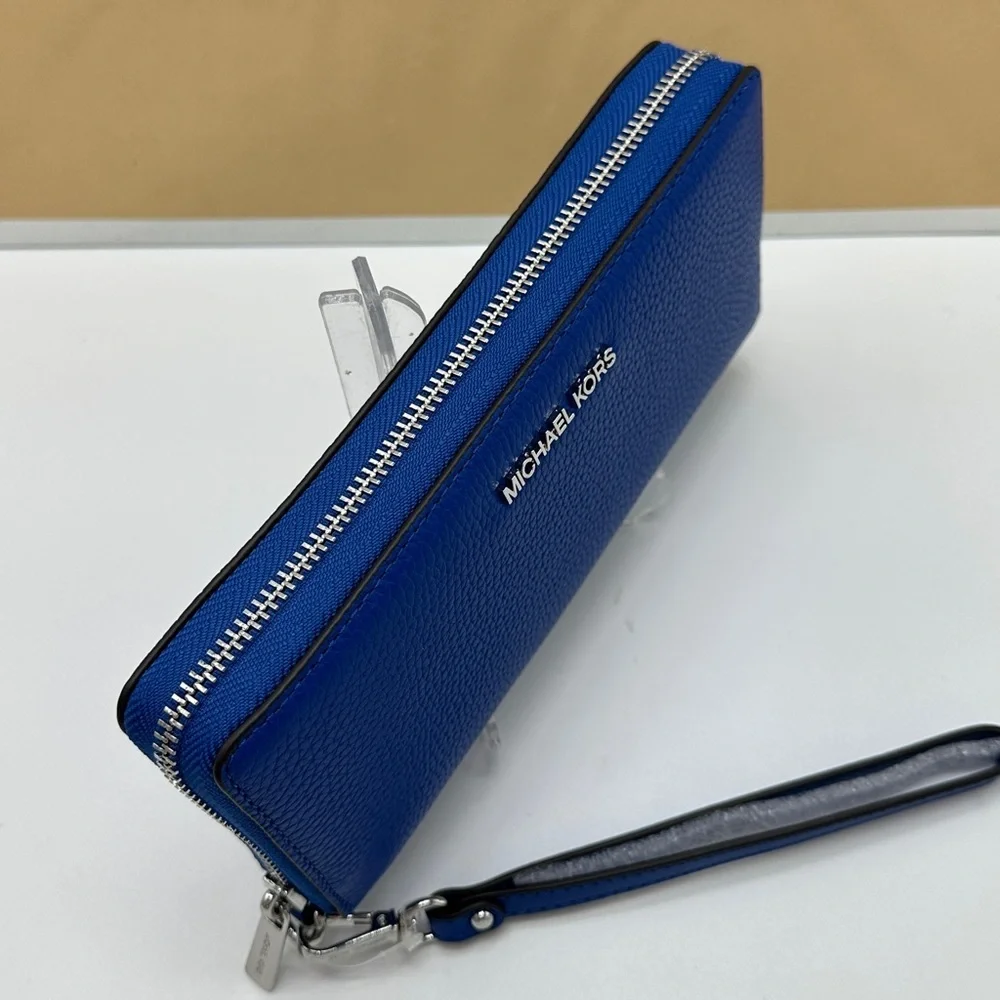 MICHAEL KORS Jet Set Travel Continental Zip Galaxy Blue color